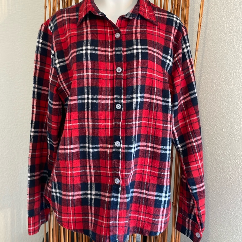 Cute Small Women’s Plaid Flannel